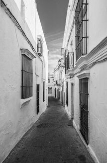 Spanien, Blick auf eine Gasse in Arcos de la Frontera, Nahaufnahme - WVF000336