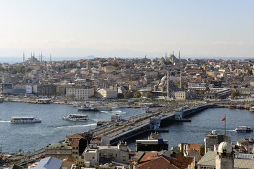 Turkey, Istanbul, View of Galata tower and Galatabridge at Golden horn - LH000019