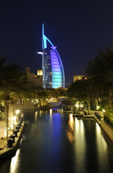 United Arab Emirates, Dubai, View of Burj al Arab hotel and Madinat Jumeirah - LH000061