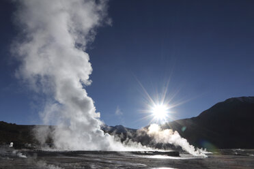 Chile, Blick auf das Geysirfeld Tatio - RM000520