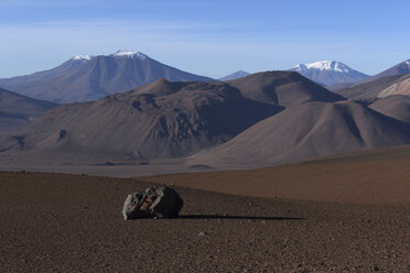 Chile, View of San Pedro volcano range - RM000497