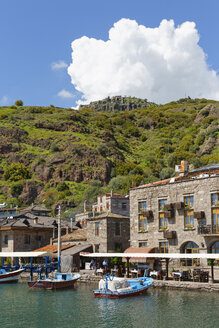 Türkei, Hafen Assos im Dorf Behramkale - SIEF003651