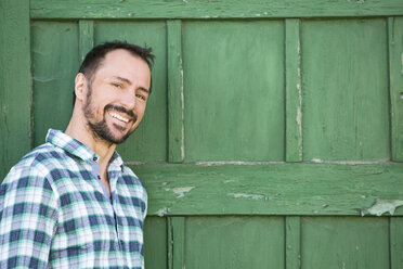 Germany, Bavaria, Portrait of mature man, smiling - MAEF006538