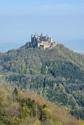 Deutschland, Baden Württemberg, Ansicht der Burg Hohenzollern - ELF000061