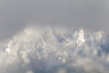 Germany, Hesse, Structures of snow, close up - SRF000094