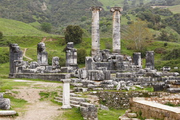 Türkei, Sardis, Blick auf den Artemis-Tempel - SIEF003731