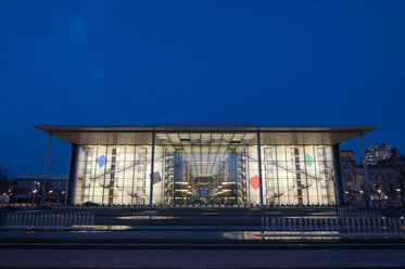 Germany, Berlin, View of Paul Loebe House at night - CB000073