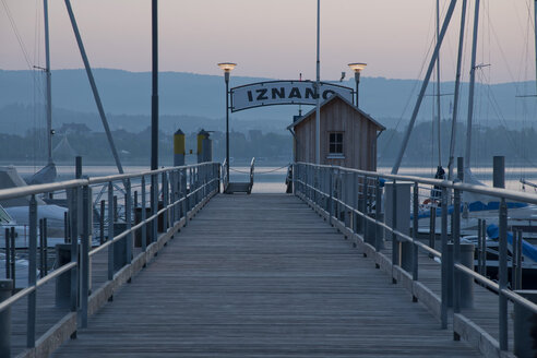 Deutschland, Baden Württemberg, Steg am Bodensee - BST000051