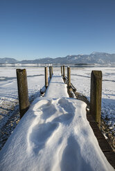 Germany, Bavaria, Jetty covered with snow at Hohenschwangau - ELF000079