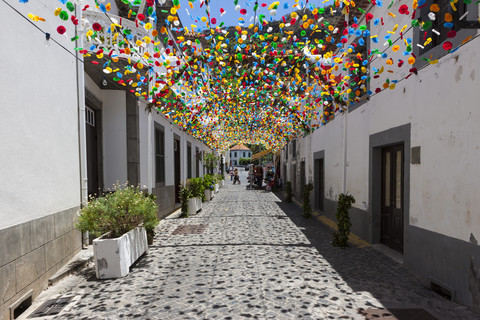 Portugal, Verzierte Straßen in Ribeira Brava, lizenzfreies Stockfoto