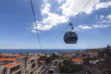 Portugal, Funchal, Blick auf die Seilbahn - AMF000181