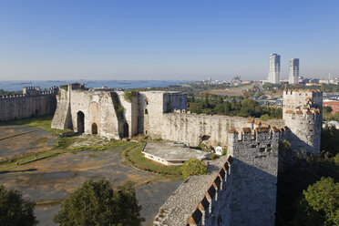Türkei, Istanbul, Blick auf die Festung Yedikule - SIEF003765