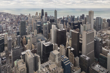 USA, Illinois, Chicago, Blick vom Willis Tower auf den Michigansee - FOF005080