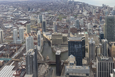 USA, Illinois, Chicago, Blick vom Willis Tower auf den Michigansee - FOF005082
