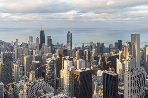 USA, Illinois, Chicago, Blick vom Willis tower über chicago - FOF005088