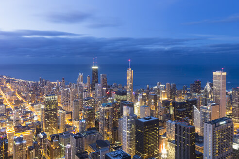 USA, Illinois, Chicago, Blick vom Willis Tower auf den Michigansee - FOF005094