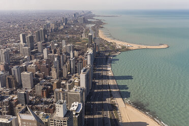 USA, Illinois, Chicago, Blick vom John Hancock Tower und dem Michigansee - FOF005100