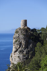 Spanien, Mallorca, Ansicht des Turms Torre de Ses Animes auf den Balearischen Inseln - AMF000248