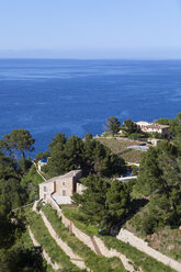 Spanien, Mallorca, Blick auf eine Finca auf den Balearen - AMF000251