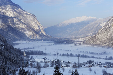 Österreich, Kärnten, Blick auf das Drautal - SIEF003842