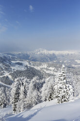 Austria, Carinthia, View from Nassfeld towards Hermagor - SIEF003836