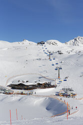 Österreich, Salzburg, Sessellift Hochalmbahn in den Radstädter Tauern - SIE003853