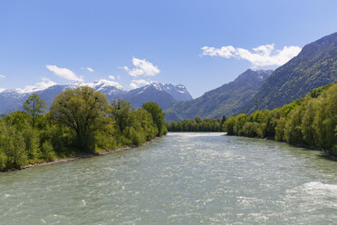 Österreich, Salzburg, Blick auf die Salzach - SIE003876