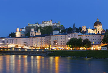 Austria, Salzburg, View of Cathedral - SIE003921