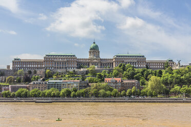 Hungary, Budapest, View of Buda Castle - MAB000075