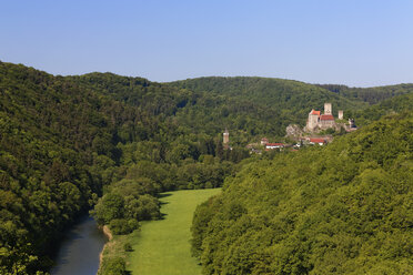 Austria, View of Hardegg Castle - GFF000015