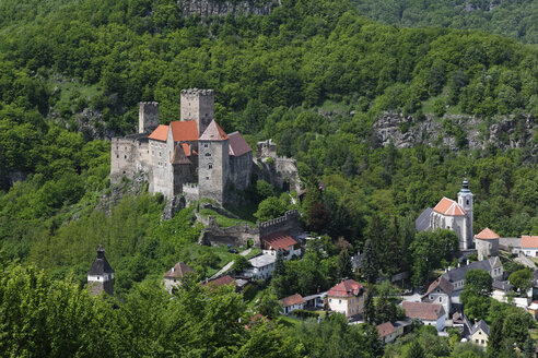 Österreich, Blick auf die Burg Hardegg in Hardegg - GFF000017