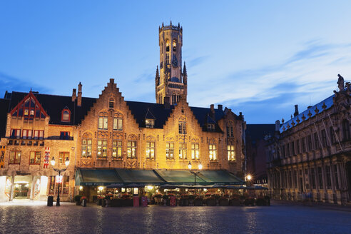 Belgien, Brügge, Blick auf das historische Stadtzentrum von Medival - GW002249
