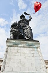 Germany, Bavaria, Munich, View of Bavarian statue - EDF000023