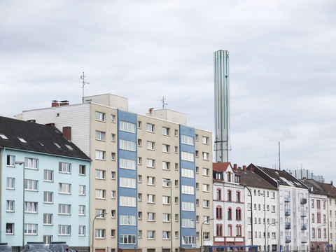 Deutschland, Offenbach, Fassadenansicht bei alter Industrie, lizenzfreies Stockfoto