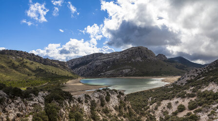 Spanien, Mallorca, Blick auf das Gebirge Serra de Tramuntana - AMF000346