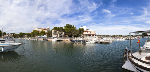 Spain, Mallorca, View of boats at Portopetro - AM000345