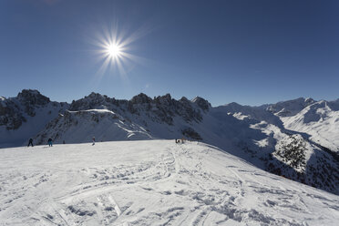 Österreich, Innsbruck, Blick auf die Olympia-Skipiste - MAB000113