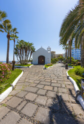 Spanien, Blick auf die Kapelle von San Telmo - AM000503