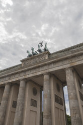 Deutschland, Berlin, Blick auf das Brandenburger Tor - HAF000145