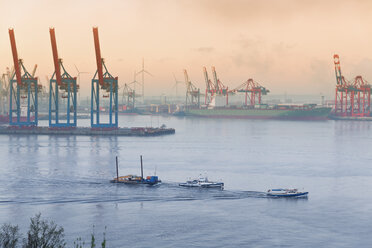 Deutschland, Hamburg, Containerhafen an der Elbchaussee - MS002956