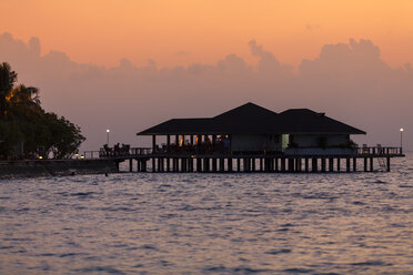 Maldives, Sunset at Paradise Island - AM000561