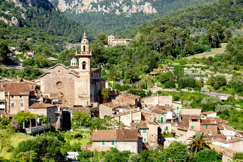 Spanien, Mallorca, Blick auf Valldemossa - STD000001