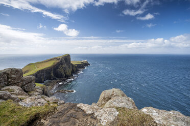 United Kingdom, Scotland, View of Neist Point Lighthouse - EL000223