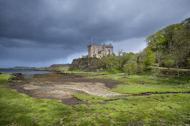 Vereinigtes Königreich, Schottland, Ansicht von Dunvegan Castle - EL000218