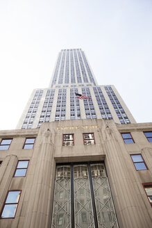 USA, New York, Blick auf das Empire State Building - SK001443