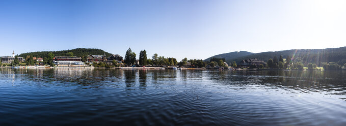 Deutschland, Baden Württemberg, Blick auf den Titisee - AM000661