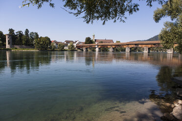 Germany, Baden Wuerttemberg, View of wooden bridge over River Rhine - AM000643