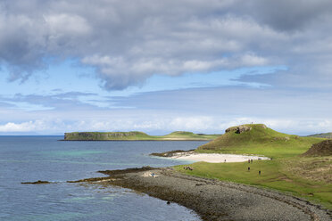 United Kingdom, Scotland, View of Coral beach near Dunvegan - EL000260