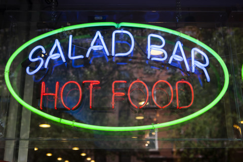 Neonschild Salatbar warmes Essen, lizenzfreies Stockfoto