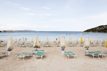 Italy, Sardinia, View of beach - SK001334